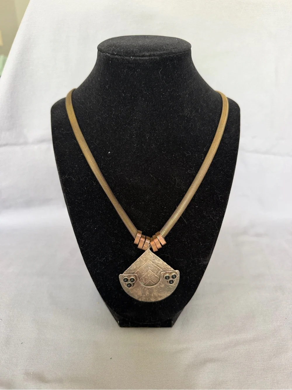 Antique-Style Mixed Metal Fan Pendant Necklace